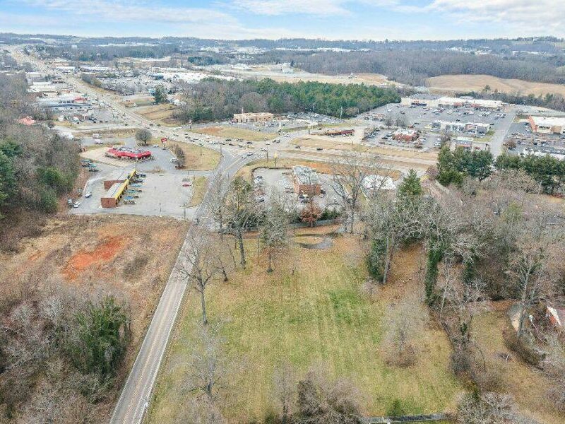 ABSOLUTE REAL ESTATE AUCTION: 2.11 ACRE COMMERCIAL DEVELOPMENT